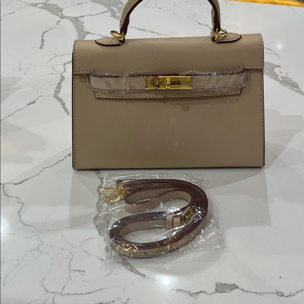 Elegant Cream mini Handbag - Picture 5 of 7